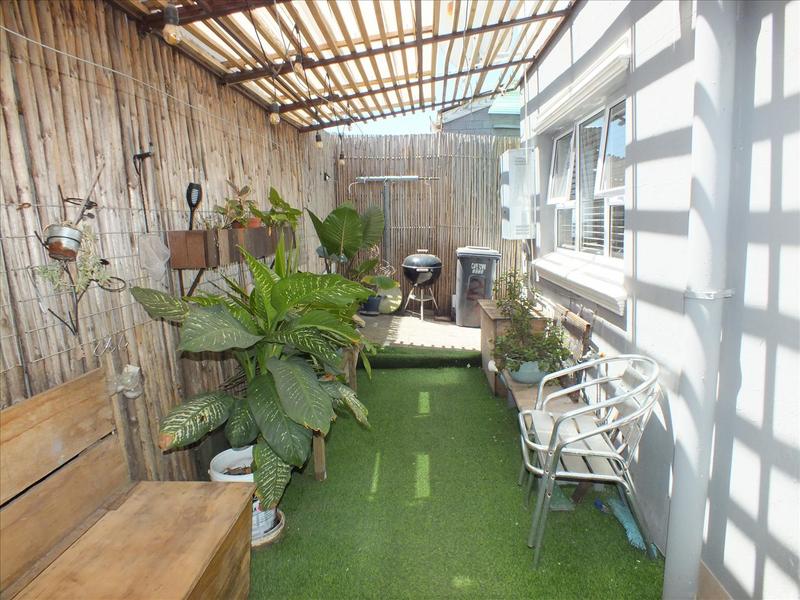 4 Bedroom Property for Sale in Mitchells Plain Central Western Cape